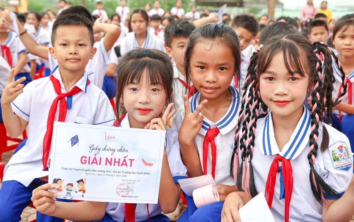 424 students immersed themselves in a vibrant “Reading Festival” at Nghia Loi Primary School, Nghe An